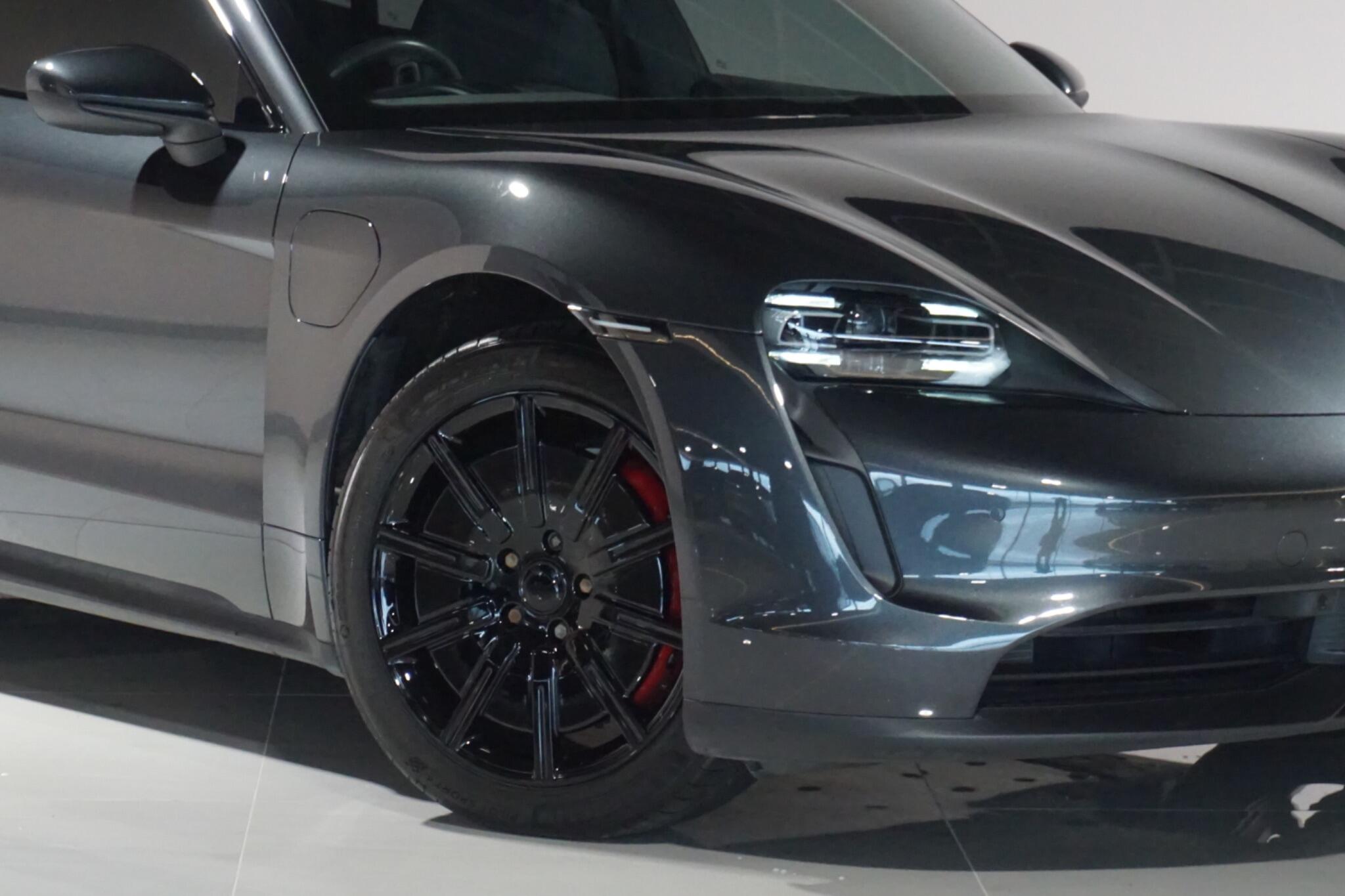 Porsche Taycan Performance Plus 93.4kWh 4S Saloon 4dr Electric Auto 4WD (571 ps)